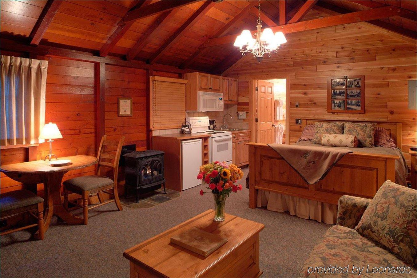 Paradise Lodge And Bungalows Lago Louise Habitación foto