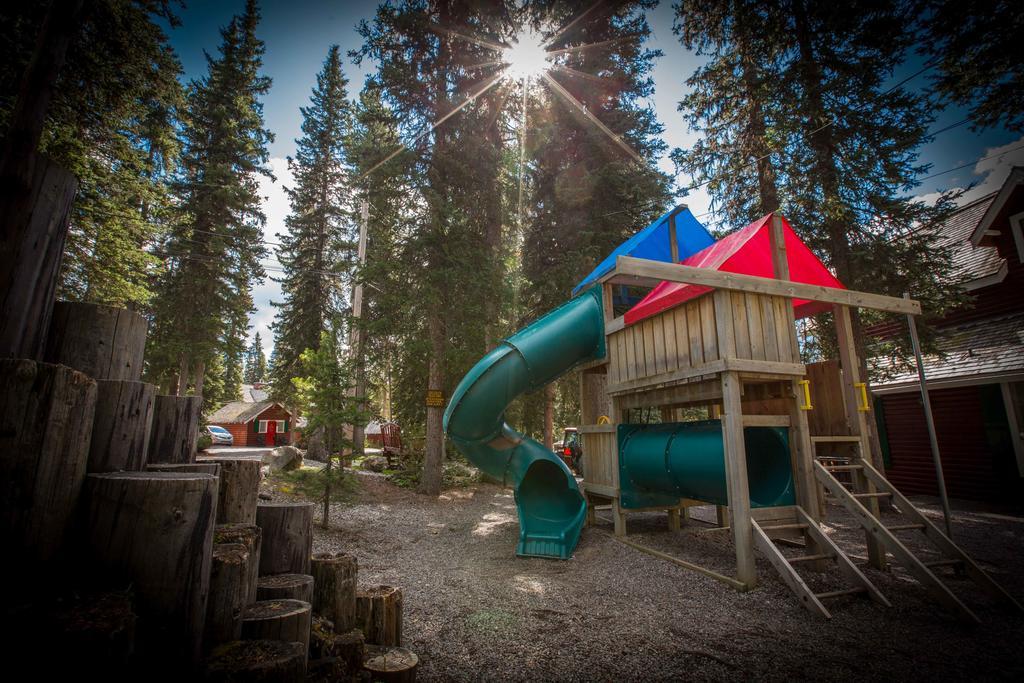 Paradise Lodge And Bungalows Lago Louise Exterior foto
