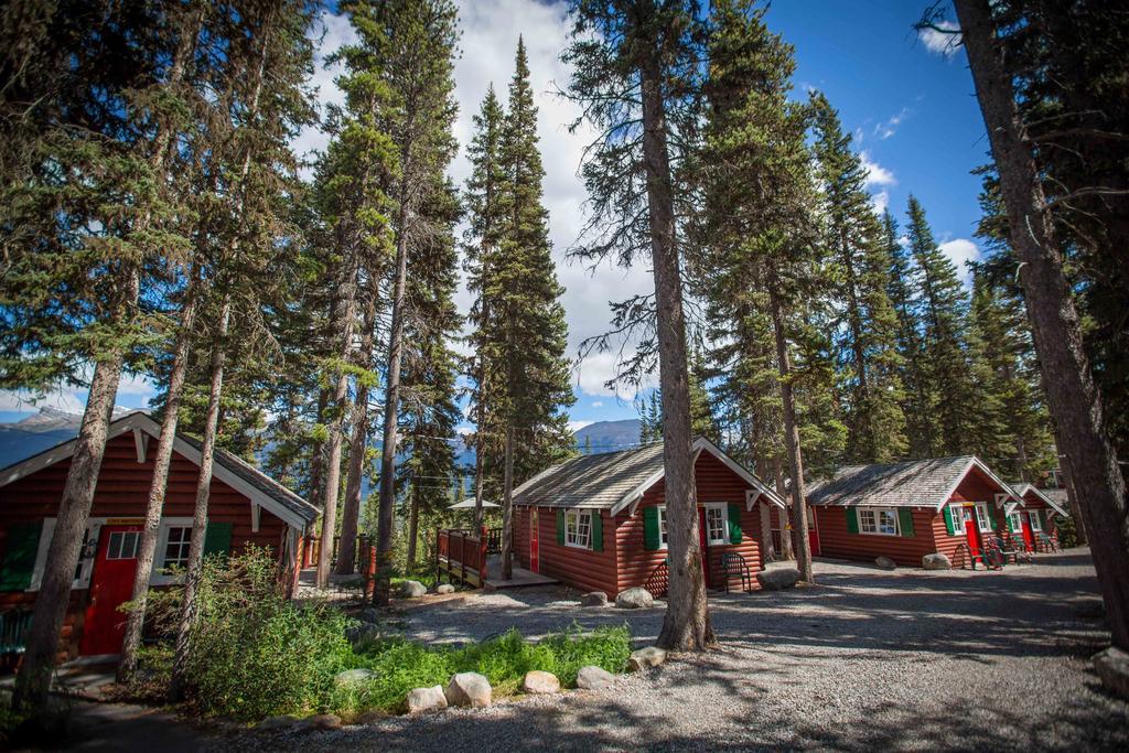Paradise Lodge And Bungalows Lago Louise Exterior foto