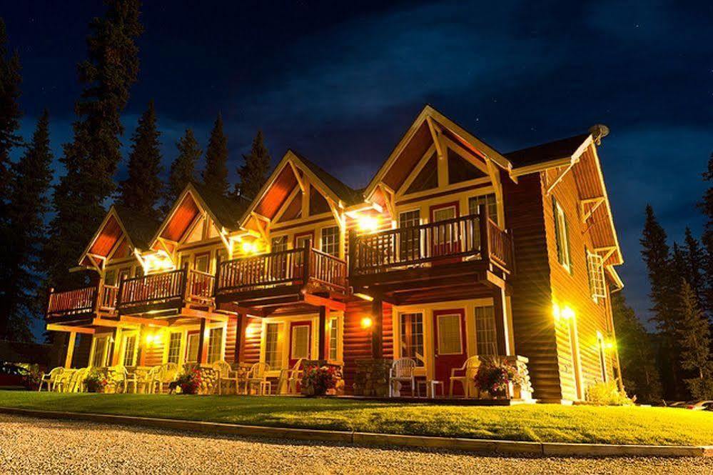 Paradise Lodge And Bungalows Lago Louise Exterior foto