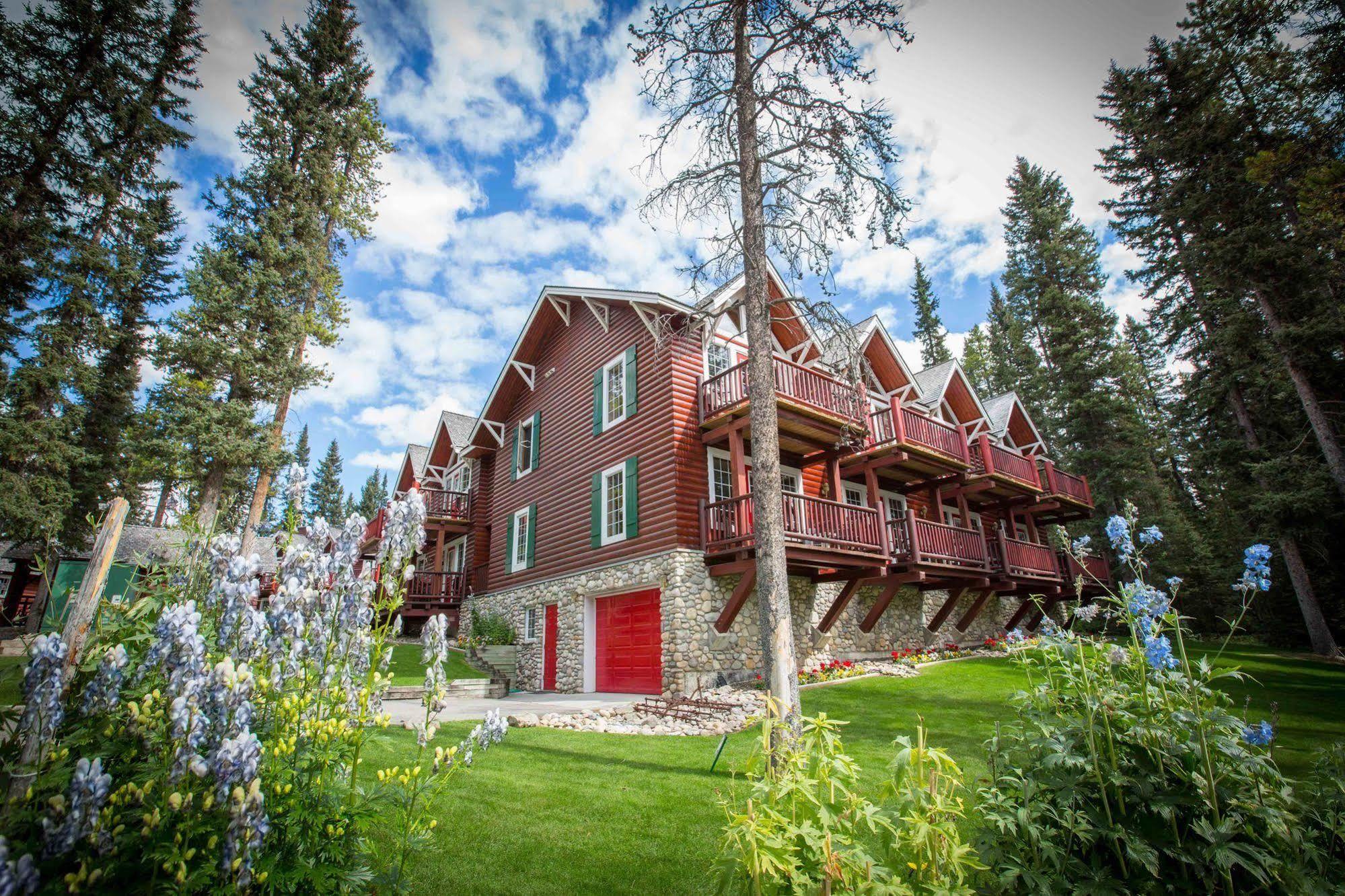Paradise Lodge And Bungalows Lago Louise Exterior foto